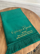 Afbeelding in Gallery-weergave laden, Gebedskleed met naam erop Donkergroen