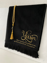 Afbeelding in Gallery-weergave laden, Gebedskleed met naam erop Zwart