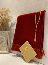 Afbeelding in Gallery-weergave laden, Gebedskleed met naam erop donkerrode